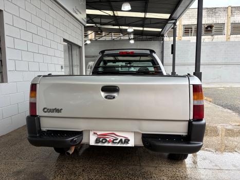 FORD Courier 1.6 L, Foto 4