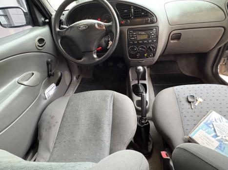 FORD Courier 1.6 L, Foto 15