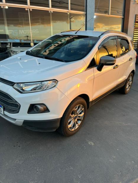 FORD Ecosport 1.6 4P FREESTYLE FLEX, Foto 2 FORD Ecosport 1.6 4P FREESTYLE FLEX, Foto 2