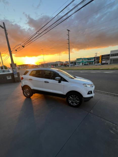 FORD Ecosport 1.6 4P FREESTYLE FLEX, Foto 3 FORD Ecosport 1.6 4P FREESTYLE FLEX, Foto 3