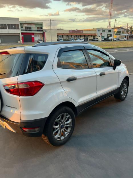 FORD Ecosport 1.6 4P FREESTYLE FLEX, Foto 6 FORD Ecosport 1.6 4P FREESTYLE FLEX, Foto 6
