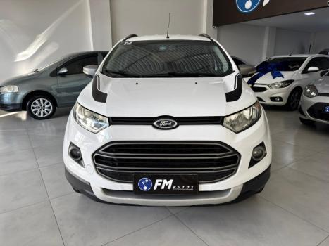 FORD Ecosport 1.6 4P FREESTYLE FLEX, Foto 2 FORD Ecosport 1.6 4P FREESTYLE FLEX, Foto 2
