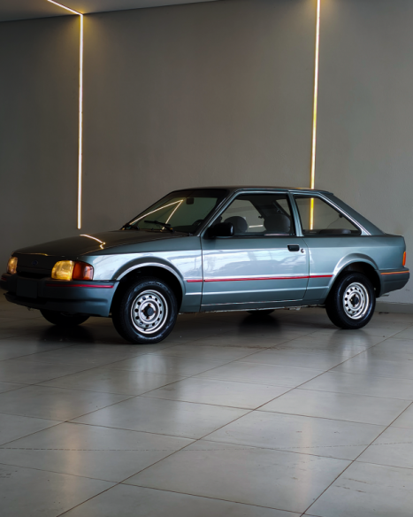 FORD Escort 1.0 HOBBY, Foto 3