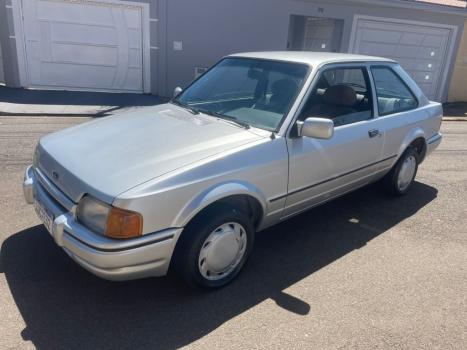 FORD Escort 1.6 HOBBY, Foto 1