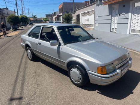 FORD Escort 1.6 HOBBY, Foto 2