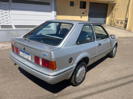 FORD Escort 1.6 HOBBY, Foto 3