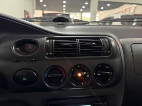 FORD Escort 1.8 16V 4P GLX, Foto 6