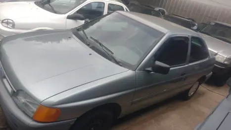 FORD Escort 1.8 L, Foto 1
