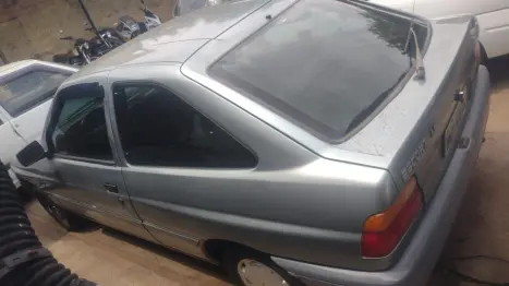 FORD Escort 1.8 L, Foto 3