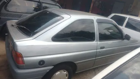 FORD Escort 1.8 L, Foto 4
