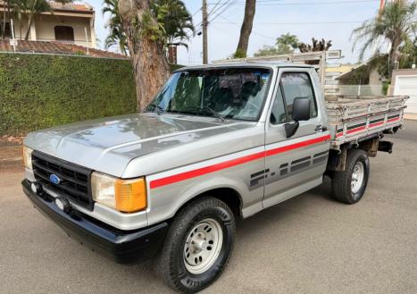 FORD F-1000 3.9 SUPER S�RIE CABINE SIMPLES DIESEL, Foto 2