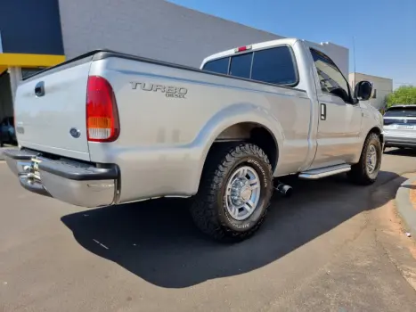 FORD F-250 3.9 XLT CABINE SIMPLES DIESEL, Foto 5