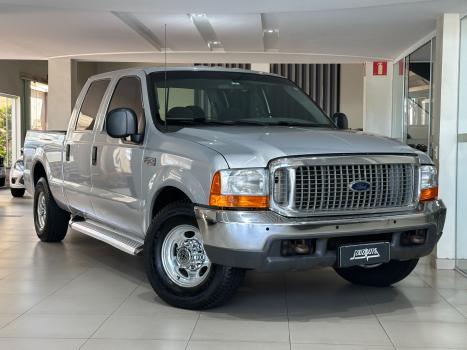 FORD F-250 4.2 XLT CABINE DUPLA, Foto 2