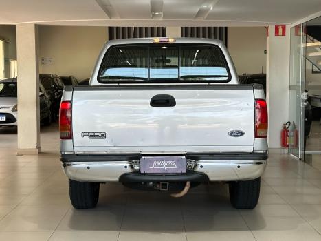 FORD F-250 4.2 XLT CABINE DUPLA, Foto 4
