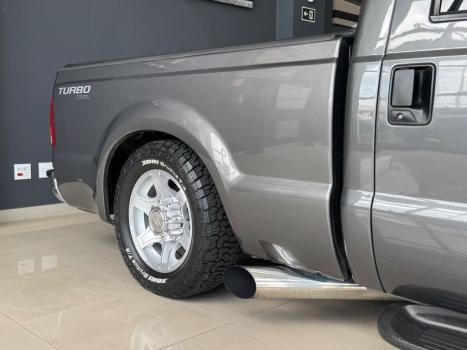 FORD F-250 4.2 XLT TURBO INTERCOOLER CABINE SIMPLES, Foto 6