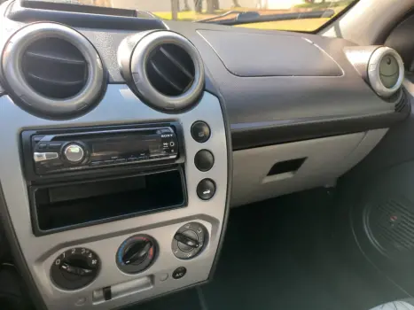 FORD Fiesta Hatch 1.6 4P CLASS FLEX, Foto 3