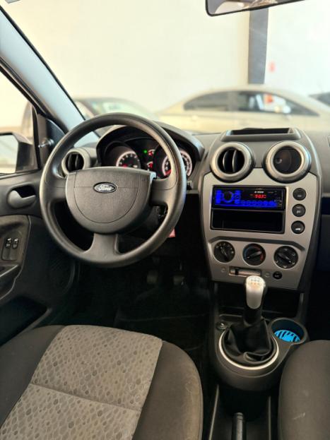 FORD Fiesta Hatch 1.6 4P CLASS FLEX, Foto 9