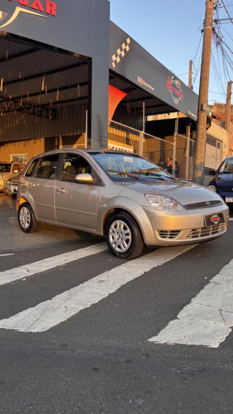 FORD Fiesta Hatch 1.6 4P FLEX, Foto 4