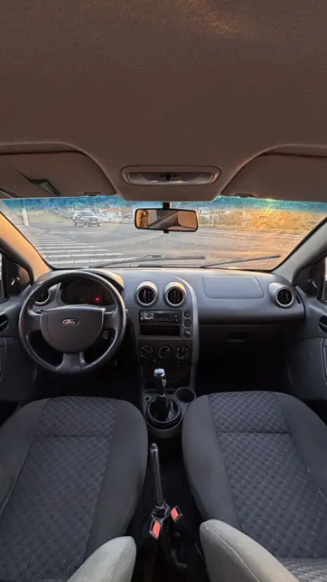 FORD Fiesta Hatch 1.6 4P FLEX, Foto 9