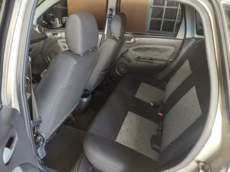 FORD Fiesta Hatch 1.6 4P, Foto 8