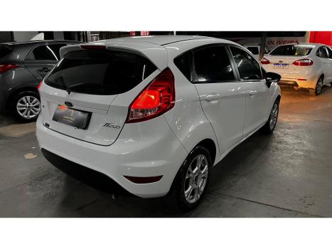 FORD Fiesta Hatch 1.6 16V 4P SE FLEX, Foto 4