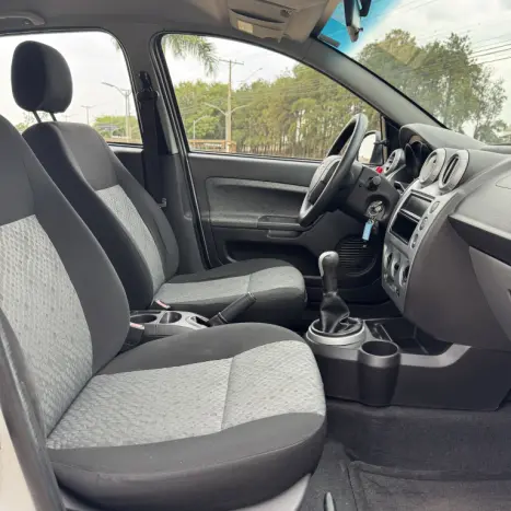 FORD Fiesta Hatch 1.6 16V 4P SE FLEX, Foto 9