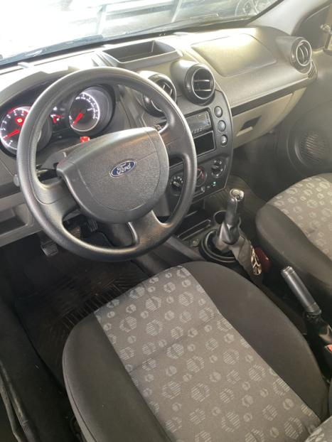 FORD Fiesta Hatch 1.0 4P FLEX, Foto 5