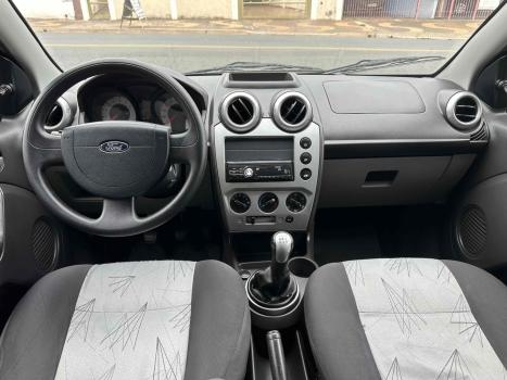 FORD Fiesta Hatch 1.6 CLASS, Foto 9