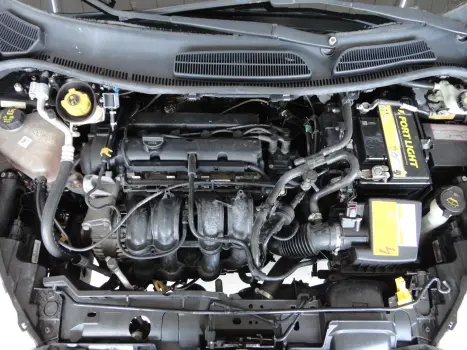 FORD Fiesta Hatch 1.6 16V 4P SE FLEX, Foto 16