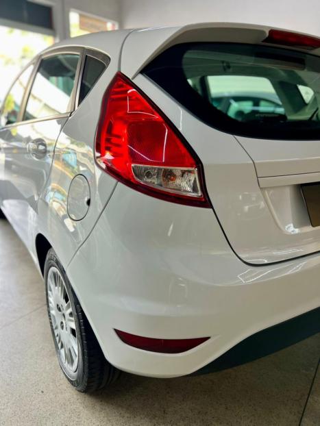 FORD Fiesta Hatch 1.5 16V 4P S FLEX, Foto 8