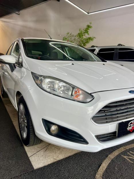 FORD Fiesta Hatch 1.5 16V 4P S FLEX, Foto 9