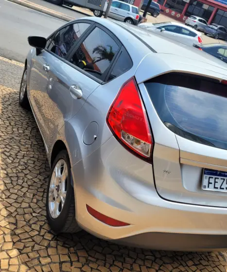 FORD Fiesta Hatch 1.6 16V 4P SE FLEX, Foto 3