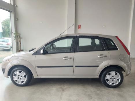 FORD Fiesta Hatch 1.6 4P SE FLEX, Foto 2