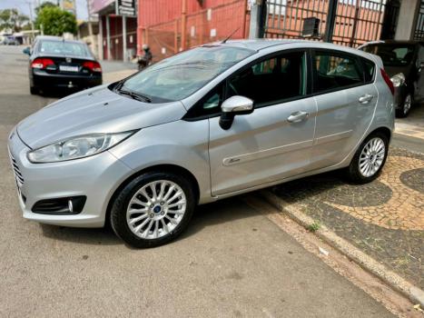 FORD Fiesta Hatch 1.6 16V 4P SE FLEX, Foto 4