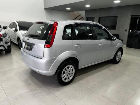 FORD Fiesta Hatch 1.0 4P SE PLUS FLEX, Foto 8