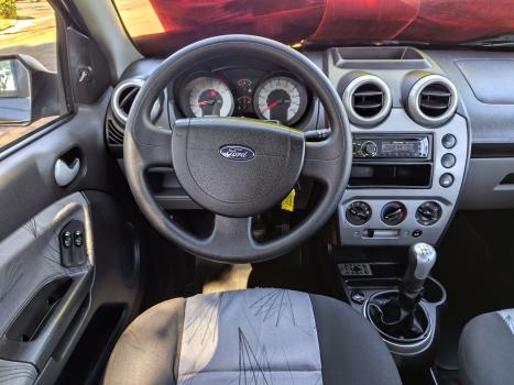 FORD Fiesta Hatch 1.6 4P FLEX, Foto 11