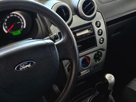 FORD Fiesta Hatch 1.6 4P CLASS FLEX, Foto 6 FORD Fiesta Hatch 1.6 4P CLASS FLEX, Foto 6