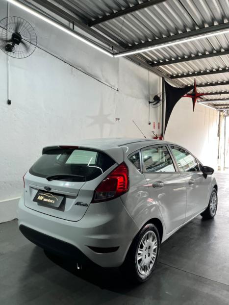 FORD Fiesta Hatch 1.6 16V 4P SE FLEX, Foto 2 FORD Fiesta Hatch 1.6 16V 4P SE FLEX, Foto 2