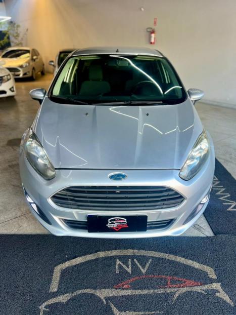 FORD Fiesta Hatch 1.5 16V 4P S FLEX, Foto 2 FORD Fiesta Hatch 1.5 16V 4P S FLEX, Foto 2