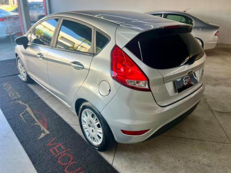 FORD Fiesta Hatch 1.5 16V 4P S FLEX, Foto 4 FORD Fiesta Hatch 1.5 16V 4P S FLEX, Foto 4