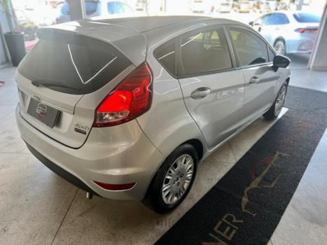 FORD Fiesta Hatch 1.5 16V 4P S FLEX, Foto 6 FORD Fiesta Hatch 1.5 16V 4P S FLEX, Foto 6