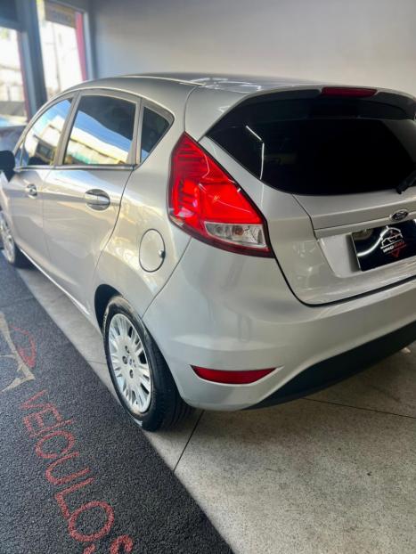 FORD Fiesta Hatch 1.5 16V 4P S FLEX, Foto 10 FORD Fiesta Hatch 1.5 16V 4P S FLEX, Foto 10