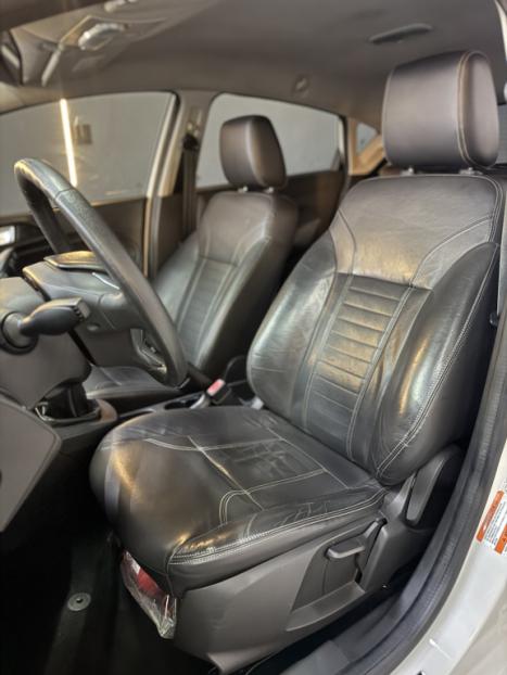 FORD Fiesta Hatch 1.6 4P TITANIUM FLEX, Foto 8