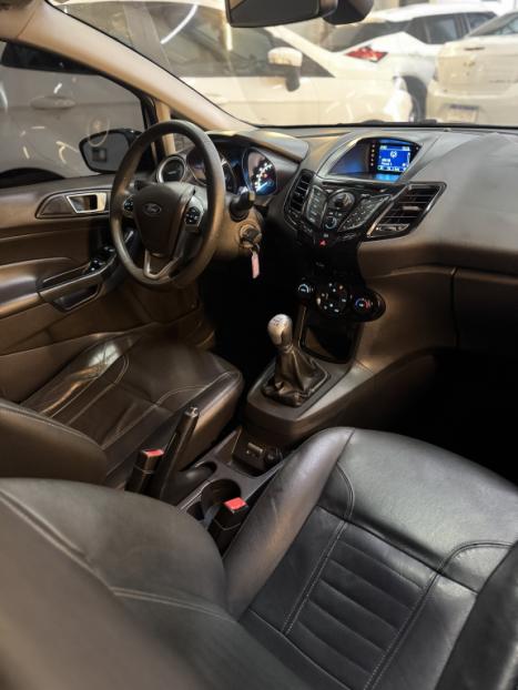 FORD Fiesta Hatch 1.6 4P TITANIUM FLEX, Foto 12