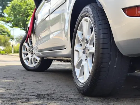 FORD Fiesta Hatch 1.6 4P SE FLEX, Foto 8