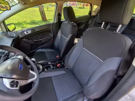 FORD Fiesta Hatch 1.6 4P SE FLEX, Foto 14