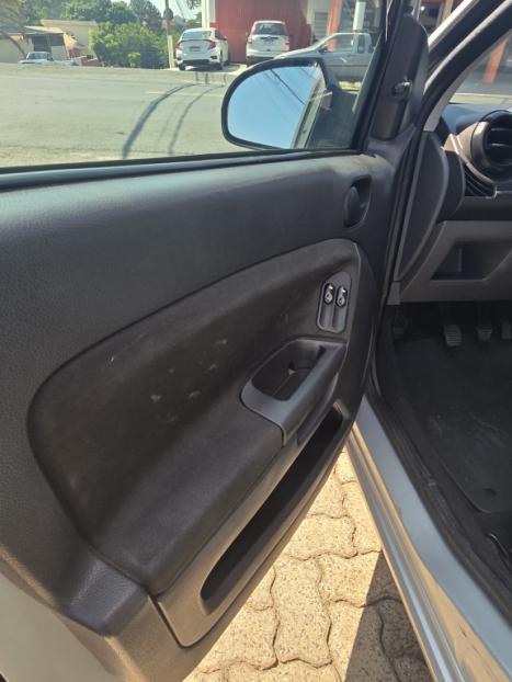 FORD Fiesta Hatch 1.0 4P FLEX, Foto 8