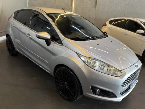 FORD Fiesta Hatch 1.6 16V 4P TITANIUM FLEX, Foto 2