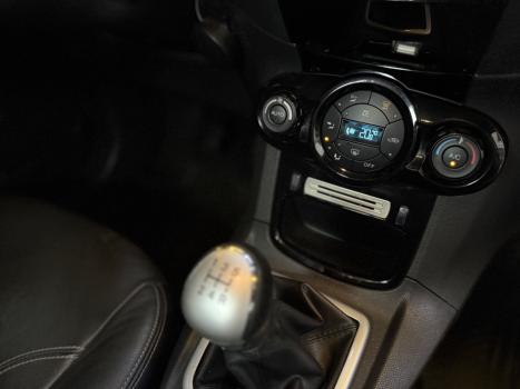 FORD Fiesta Hatch 1.6 16V 4P TITANIUM FLEX, Foto 11