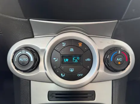 FORD Fiesta Hatch 1.6 16V 4P FLEX SE POWERSHIFT AUTOMTICO, Foto 15